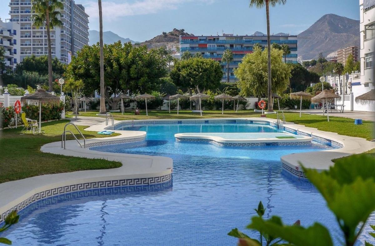 Victoria Luxury Beachfront Apartment In Benalmadena Costa Exterior foto