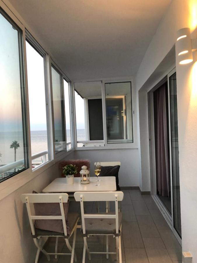 Victoria Luxury Beachfront Apartment In Benalmadena Costa Exterior foto