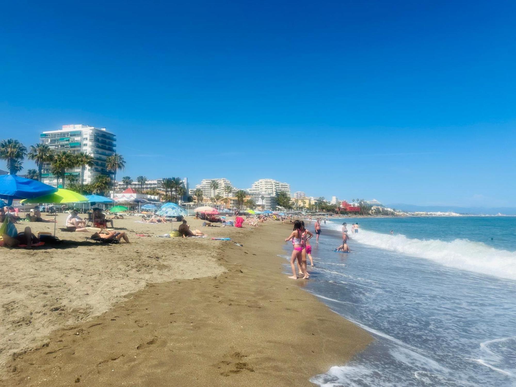 Victoria Luxury Beachfront Apartment In Benalmadena Costa Exterior foto